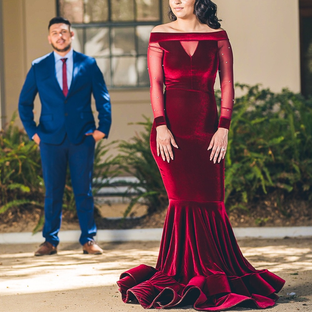 Velvet burgundy dress!